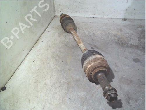 Used Left front driveshaft Left front driveshaft RENAULT CLIO III (BR0/1, CR0/1) 1.2 16V (BR02, BR0J, BR11, CR02, CR0J, CR11) (75 hp) 33996736 33996736