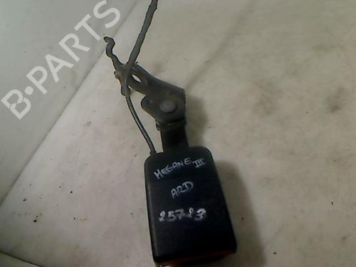 Sikkerhetsbelte-spenne RENAULT MEGANE III Hatchback (BZ0/1_, B3_) 1.5 dCi (BZ09, BZ0D, BZ1W, BZ29, BZ14) (110 hp) 26088254