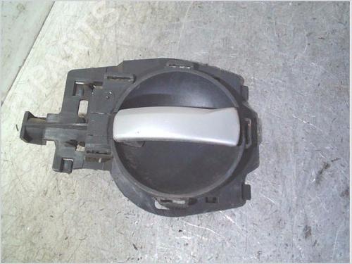 Used Front left interior door handle Front left interior door handle CITROËN C3 I (FC_, FN_) 1.4 HDi (68 hp) 36413003 36413003