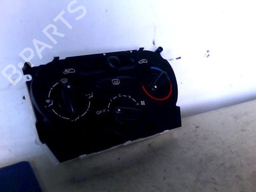 Used Climate control PEUGEOT 206 Hatchback (2A/C) 1.9 D (69 hp) 26059097