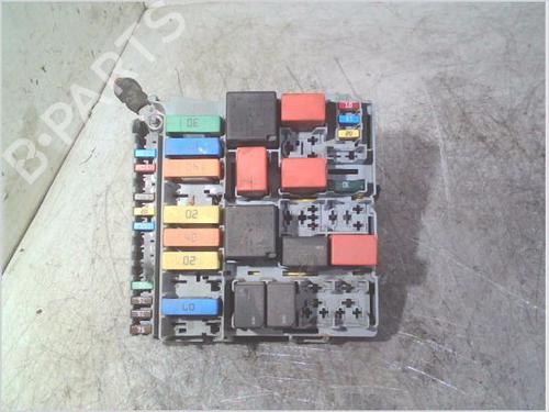 Used Fuse box PEUGEOT BIPPER Tepee 1.4 HDi (68 hp) 31829804