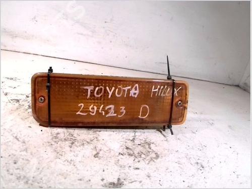 Intermitente delantero derecho Intermitente delantero derecho TOYOTA HILUX V Pickup (_N8_, _N9_, _N10_, _N11_) 2.4 D 4WD (LN105, LN110) (83 hp) 34182914 34182914