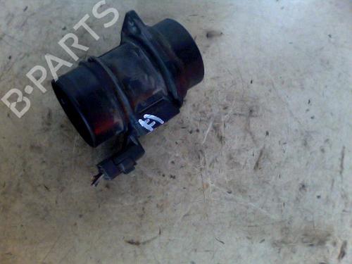 Used Mass air flow sensor Mass air flow sensor RENAULT MASTER II Van (FD) 2.2 dCI 90 (FD0G, FD0N, FD2G, FD2N, FD3G, FD3N) (90 hp) 32982776 32982776