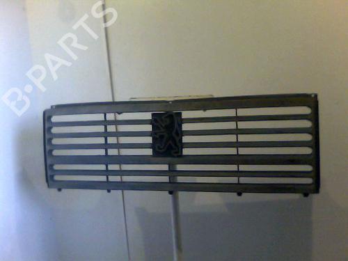 Used Grille CITROËN C25 Bus (280_, 290_) 2.5 D Turbo (95 hp) 29440773