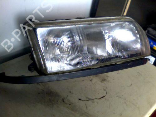 Used Right headlight NISSAN PRIMERA Hatchback (P10) 2.0 D (75 hp) 26112470