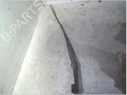 Used Front windshield wiper arm Front windshield wiper arm 37198575 37198575
