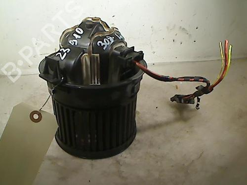 Used Heater blower motor PEUGEOT 308 I (4A_, 4C_) 1.4 16V (95 hp) 26077288