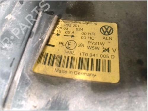 Left headlight VW TOURAN (1T1, 1T2) 1.9 TDI | BP26106921C28 