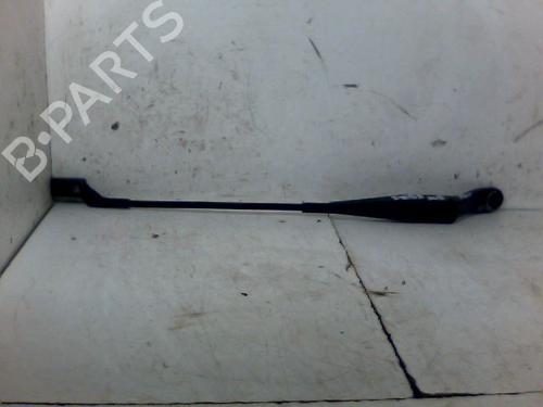 Used Front windshield wiper arm PEUGEOT 208 I (CA_, CC_) 1.6 HDi (114 hp) 26079204
