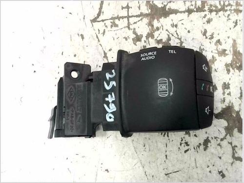 Commutateur NISSAN NV400 Van (X62, X62B) dCi 130 (130 hp) 30566276