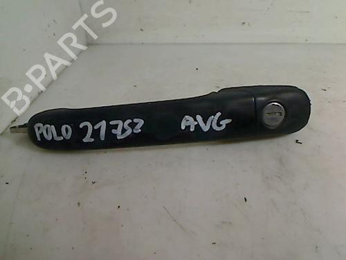 Used Front left exterior door handle VW POLO III (6N1) 55 1.4 (55 hp) 26081007