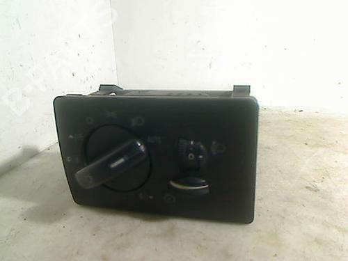 Used Headlight switch FORD FOCUS C-MAX (DM2) 1.6 TDCi (109 hp) 26093855