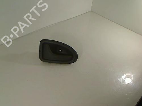 Used Front left interior door handle RENAULT MEGANE I (BA0/1_) 1.4 16V (BA0D, BA1H, BA0W, BA10) (95 hp) 26073801