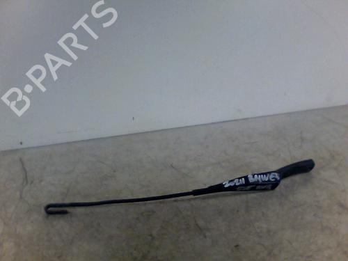 Used Front windshield wiper arm BMW 5 Touring (E34) 525 tds (143 hp) 26071067