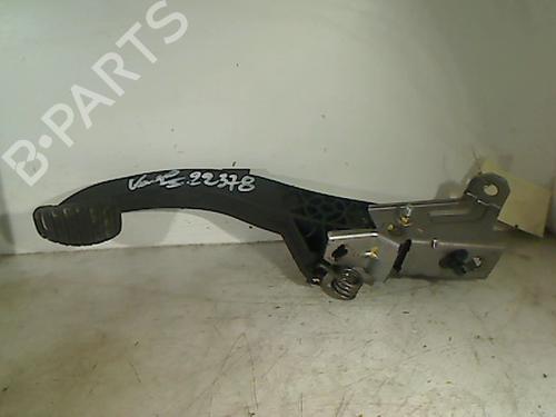 Used Clutch pedal RENAULT KANGOO Express (FW0/1_) 1.5 dCi 75 (FW07, FW10, FW04) (75 hp) 28323766