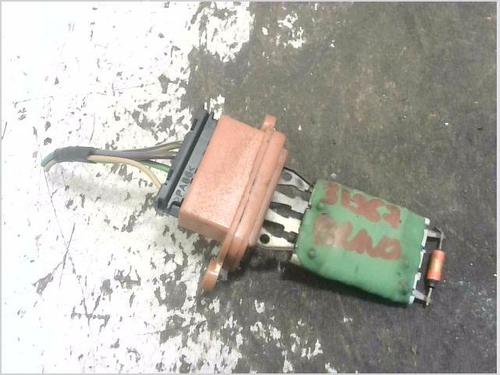 Used Heater resistor Heater resistor FIAT BRAVO II (198_) 1.9 D Multijet (198AXB1A) (120 hp) 40238555 40238555