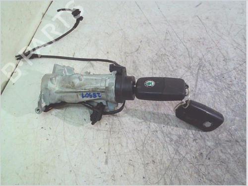 Used Ignition barrel SKODA OCTAVIA II Combi (1Z5) 1.9 TDI (105 hp) 26116340
