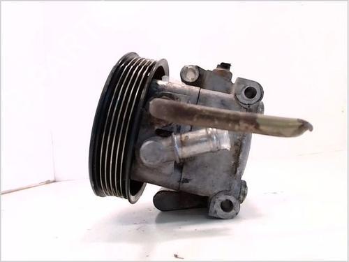 Pompe de direction assistée FORD FOCUS I (DAW, DBW) 1.6 16V (100 hp) 26117744