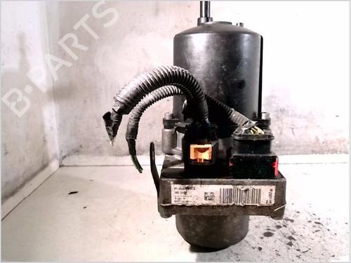 Used Steering pump PEUGEOT 206+ (2L_, 2M_) 1.4 HDi eco 70 (68 hp) 26111205