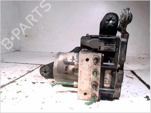 Used ABS pump RENAULT SCÉNIC II (JM0/1_) 1.9 dCi (JM0G, JM12, JM1G, JM2C) (120 hp) 26098260