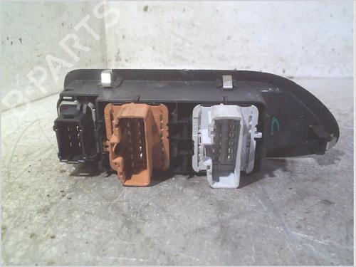 Switch RENAULT VEL SATIS (BJ0_) 2.2 dCi (BJ0E, BJ0F, BJ0G, BJ0H) | BP31993418I30