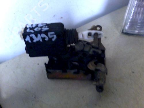 Used Front left lock PEUGEOT 405 I (15B) 1.8 Turbo Diesel (90 hp) 30707727