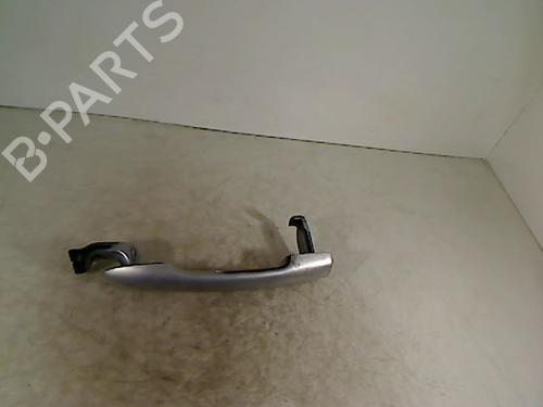 Used Front left exterior door handle RENAULT CLIO III (BR0/1, CR0/1) 1.5 dCi (C/BR0G, C/BR1G) (68 hp) 26061229