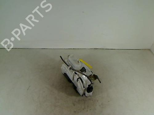 Used Front right lock VW POLO (9N_, 9A_) 1.4 TDI (75 hp) 26068399