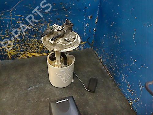Used Fuel pump PEUGEOT 206 CC (2D) 1.6 16V (2DNFUF, 2DNFUR) (109 hp) 26112722