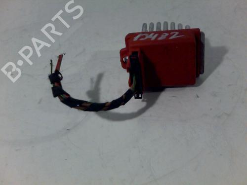 Varmeblæsermodstand SEAT LEON (1M1) 1.9 TDI (150 hp) 26097750