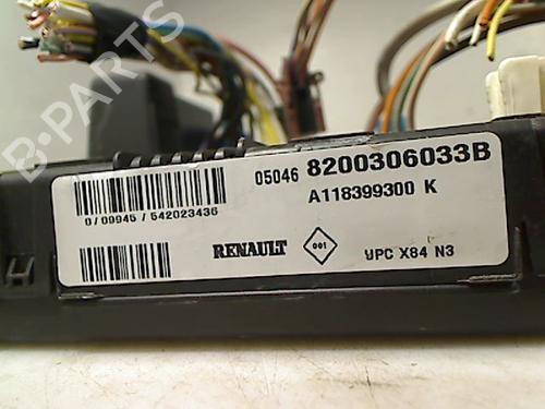 Fuse box RENAULT MEGANE II (BM0/1_, CM0/1_) 1.4 16V (BM0B, CM0B) | BP28324174E1