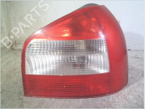 Højre baglygte AUDI A3 (8L1) 1.9 TDI (130 hp) 28498246