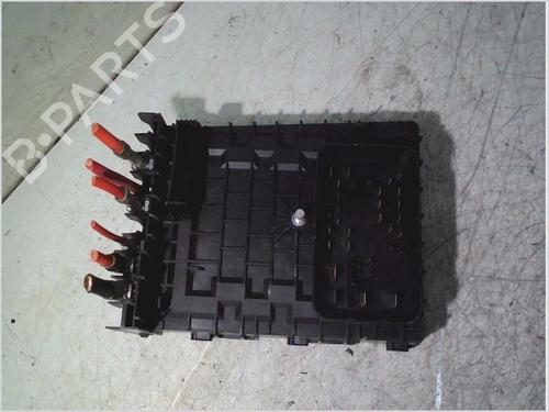 Fuse box VW GOLF PLUS V (5M1, 521) 1.9 TDI | BP28324930E1