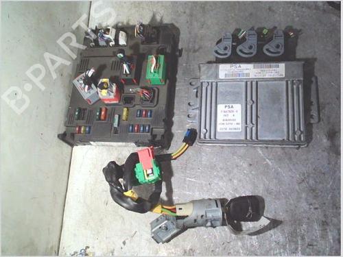 Used Engine control unit (ECU) Engine control unit (ECU) CITROËN C3 I (FC_, FN_) 1.4 i (73 hp) 34210703 34210703