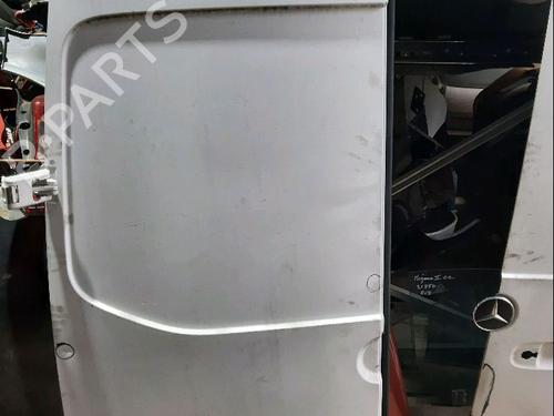 Porte battante arrière gauche Porte battante arrière gauche MERCEDES-BENZ SPRINTER 5-t Van (B907) 516 CDI (907.653, 907.655, 907.657) (163 hp) 39713837 39713837