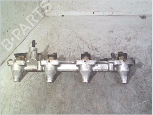 Einspritzleiste für FORD MONDEO I (GBP) 1.8 i 16V (115 hp) 32206084