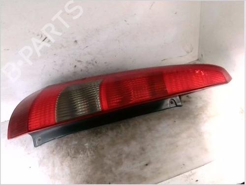Used Left taillight FORD FIESTA V (JH_, JD_) 1.4 TDCi (68 hp) 26101790