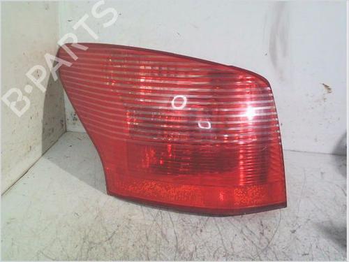 Used Left taillight PEUGEOT 407 SW (6E_, 6D_) 2.0 HDi (140 hp) 26118415