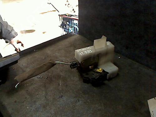 Used Front left lock RENAULT MEGANE I (BA0/1_) 1.9 dTi (BA08, BA0N) (98 hp) 29527490