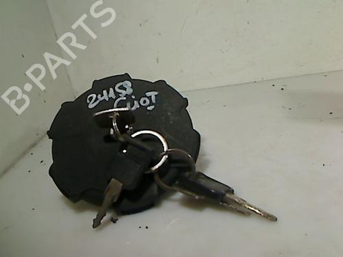 Używane Korek wlewu paliwa RENAULT CLIO I (B/C57_, 5/357_) 1.1 (46 hp) 26077955