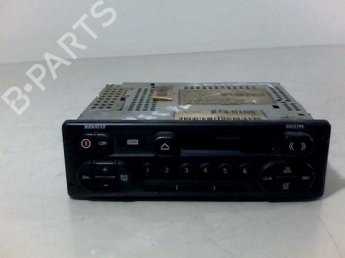 Used Radio RENAULT LAGUNA I (B56_, 556_) 1.9 dTi (B56J) (98 hp) 26064338