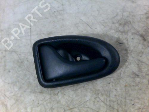 Used Front left interior door handle RENAULT MEGANE I (BA0/1_) 1.6 e (BA0F, BA0S) (90 hp) 26100843