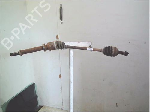 Used Right front driveshaft Right front driveshaft RENAULT CLIO III (BR0/1, CR0/1) 1.2 16V (BR02, BR0J, BR11, CR02, CR0J, CR11) (75 hp) 34039169 34039169