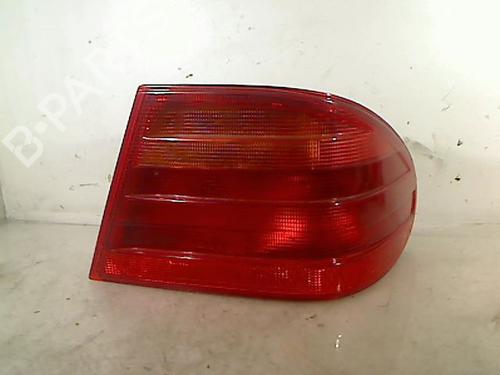 Venstre baglygte MERCEDES-BENZ E-CLASS (W210) E 220 D (210.004) (95 hp) 26075067