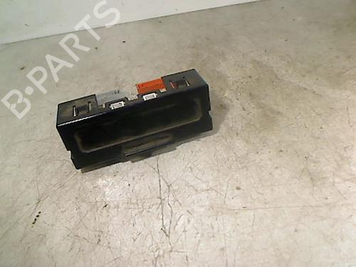 Multifunctionele display RENAULT CLIO II (BB_, CB_) 1.2 (BB0A, BB0F, BB10, BB1K, BB28, BB2D, BB2H, CB0A,... (58 hp) 26075292