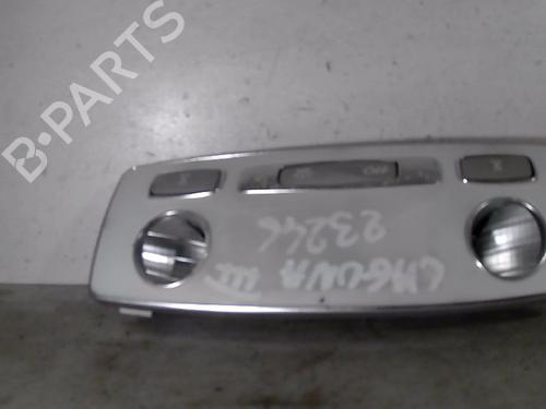 Used Interior roof light RENAULT LAGUNA III Grandtour (KT0/1) 2.0 dCi (KT0M, KT0N, KT0S, KT19, KT1F) (173 hp) 26095442