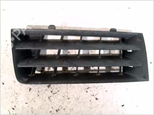 Used Grille RENAULT MEGANE II Estate (KM0/1_) 1.6 (113 hp) 26110729