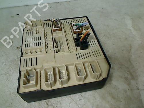 Used Fuse box RENAULT SAFRANE I (B54_) 2.5 dT (B548) (113 hp) 26089544
