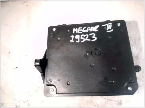 Used Fuse box RENAULT MEGANE III Grandtour (KZ0/1) 1.5 dCi (KZ09, KZ0D, KZ1G, KZ29, KZ14, KZ1W, KZ10, KZ1F,... (110 hp) 26108584