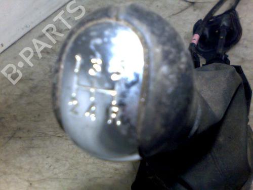 Gearknop TOYOTA YARIS (_P1_) 1.4 D-4D (NLP10_, NLP10R) (75 hp) 29472420